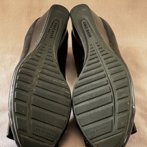 Cole Haan Emory Bow Wedge, Black, Size 7.5 - Picture 6 of 6